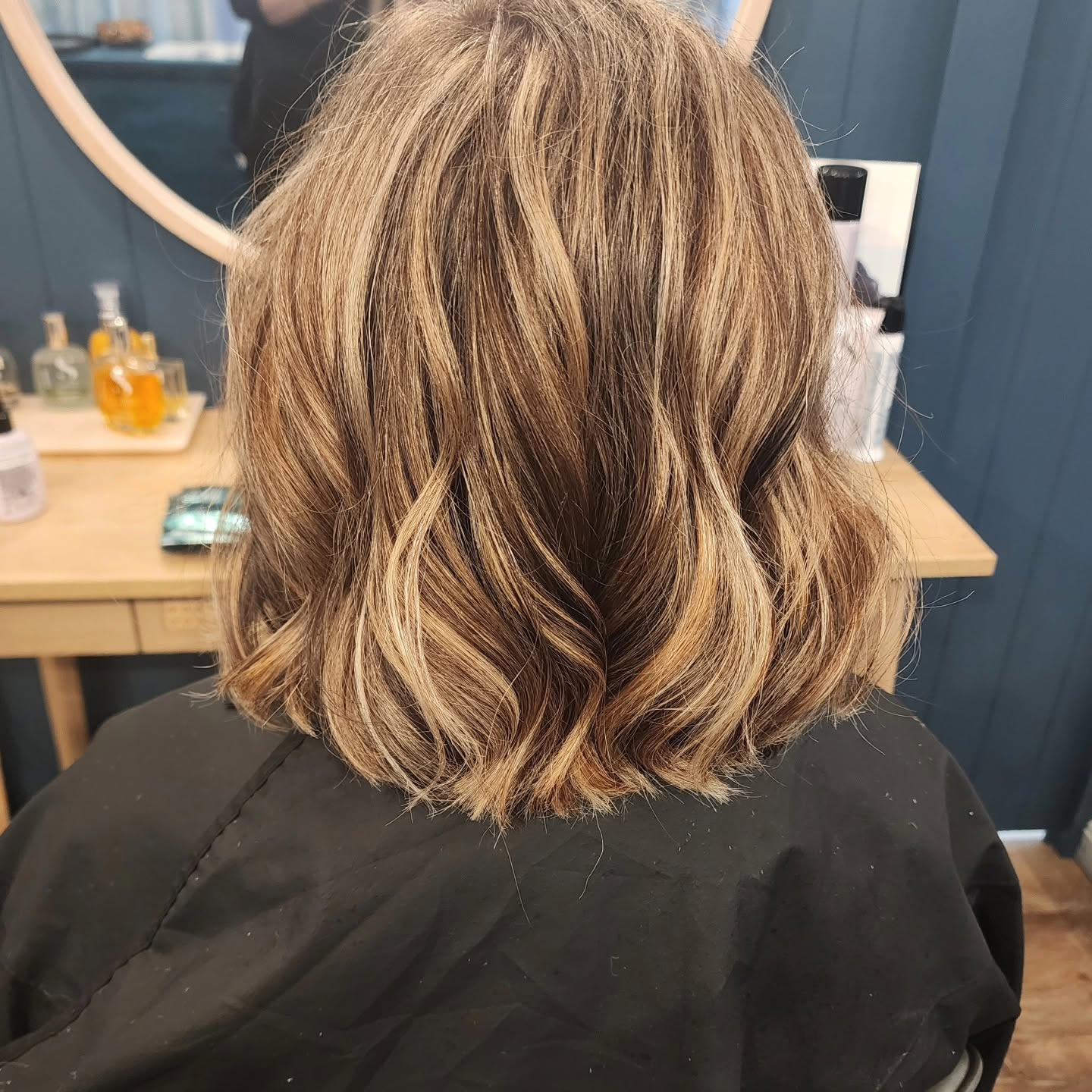 Textured bronde bob with beach waves